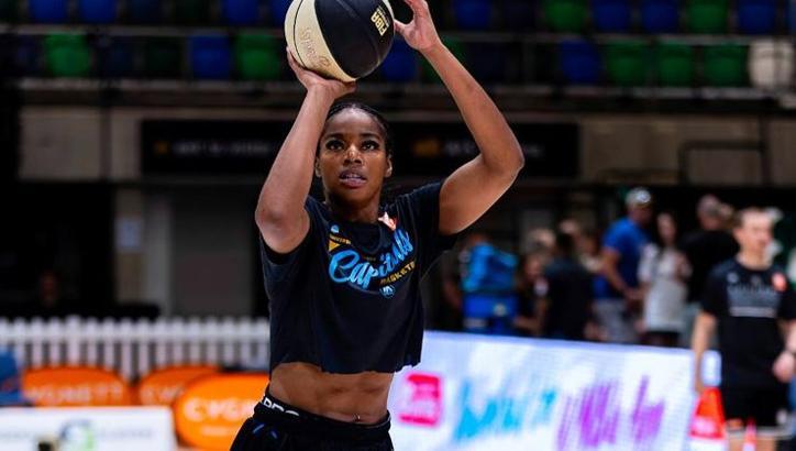 Charli Collier sağlık kontrolünden geçti