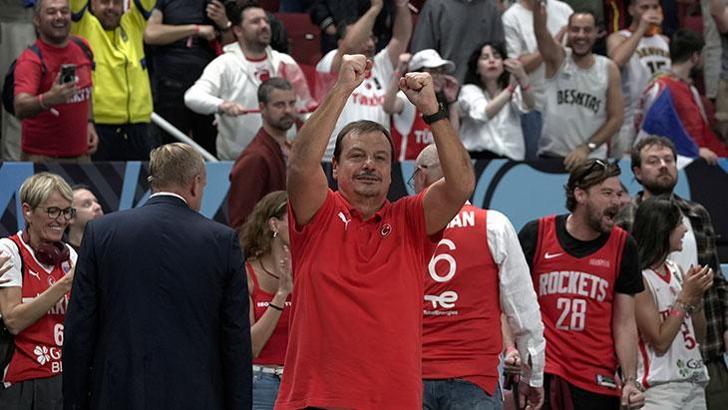 Ergin Ataman: Tarihi değiştirdik Sırbistan'ı yenerek, bu takım madalya adayı