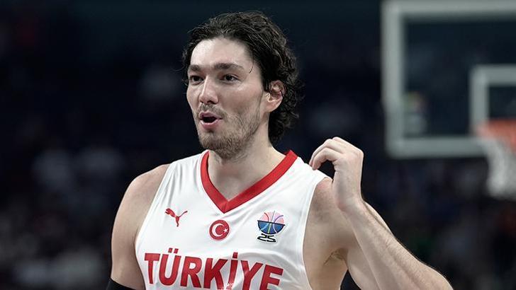 Sırbistan galibiyeti sonrası Cedi Osman: Herkesle gurur duyuyorum