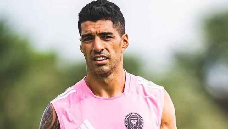 Luis Suarez banned for 3 league matches for spitting!