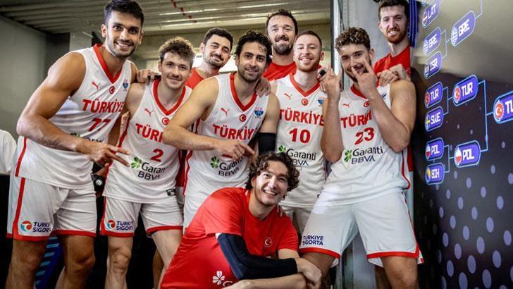 Türkiye - Yunanistan maçının başlama saati belli oldu, THY Riga'ya ek sefer koydu