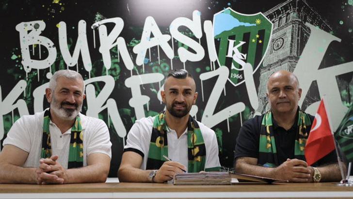 Serdar Dursun resmen Kocaelispor'da! Tecrübeli golcüden 1 yıllık imza