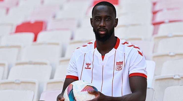 Samba Camara'dan Sivasspor’a veda