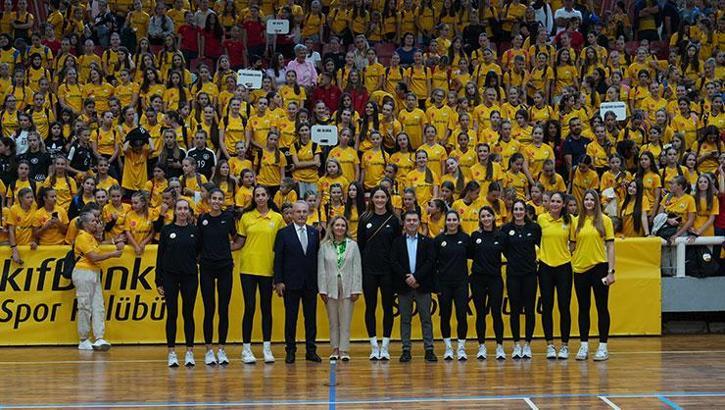 VakıfBank iki ülkenin voleyboluna katkı sağlayacak dev projeyi duyurdu