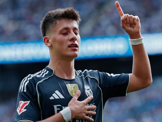 Real Madrid, down to 10 men, beats Real Sociedad 2-1 in the match where Arda Güler scored