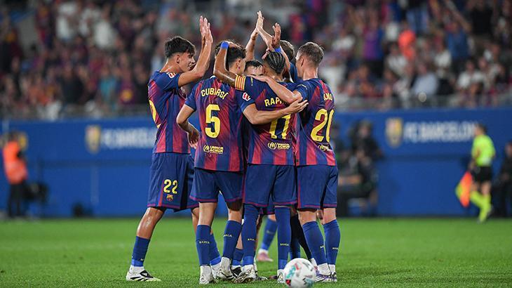 Barcelona thrashes Valencia 6-0, as Rashford bags first La Liga assist
