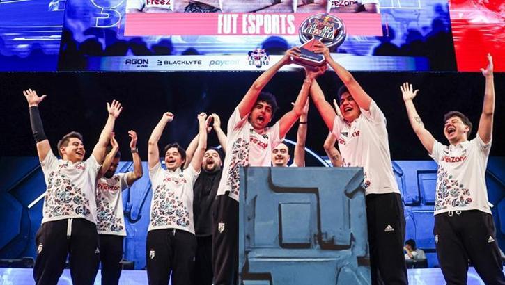 Türkiye'nin en iyi VALORANT takımları Red Bull Home Ground’da karşı karşıya geliyor