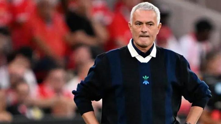 Jose Mourinho is Benfica's new head coach