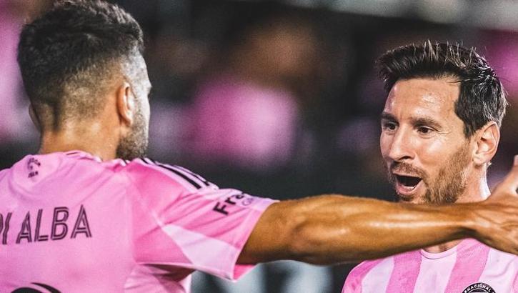 Messi imzayı atıyor! Geleceği belli oldu