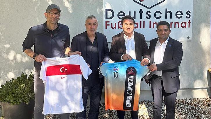 Emrah Bayraktar ve Samet Aybaba Almanya'da temaslarda bulundu! ETFA Academy Genel Başkanı Sedat Aydemir ile görüştüler