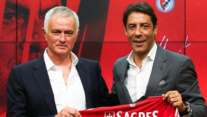 He slammed Jose Mourinho: 'He gets fired, he fights with the president' | Fenerbahçe's former coach...