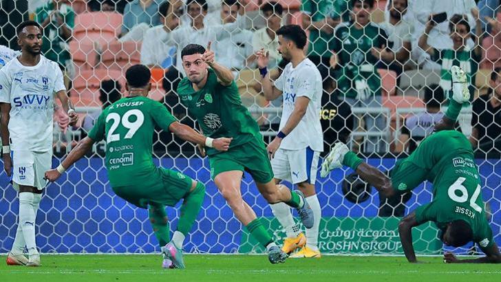 Merih Demiral son dakikada attı, müthiş geri dönüş tamamlandı! Al Ahli - Al Hilal maç sonucu 3-3