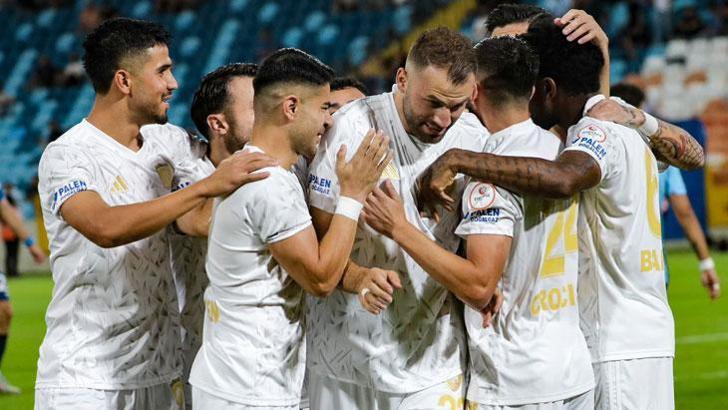Erzurum 3 puanı 3 golle aldı... Adana Demirspor - Erzurumspor FK maç sonucu 0-3