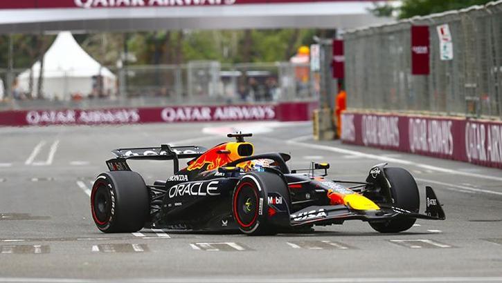 Max Verstappen Bakü'de başladığı gibi bitirdi! Kazanmasını bildi
