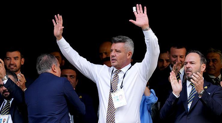 Fenerbahçe'nin yeni Başkanı Sadettin Saran'a tebrik mesajları