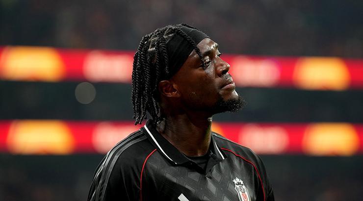 Beşiktaşlı Abraham gol sayısını 8'e yükseltti