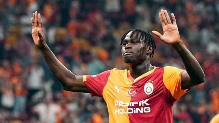 Derbide sakatlanmıştı: Galatasaray'dan açıklama! Singo'nun son sağlık durumu