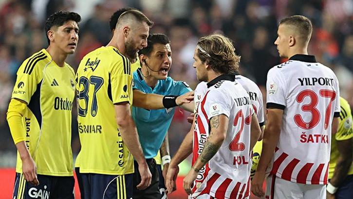 Fenerbahçe'nin yıldızı Karagümrük maçında yok! Cezalı duruma düştü