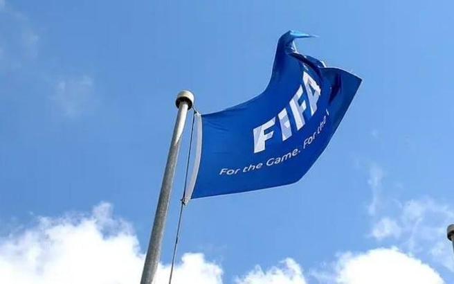FIFA'dan iki Süper Lig kulübüne şok! Transfer tahtaları kapandı...