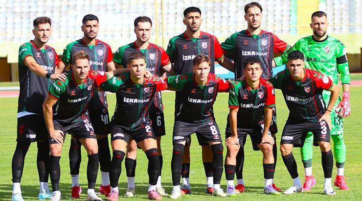 Karşıyaka 4 maç İzmir'de