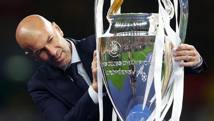 Zinedine Zidane hangi takımda çalışmak istediğini açıkladı