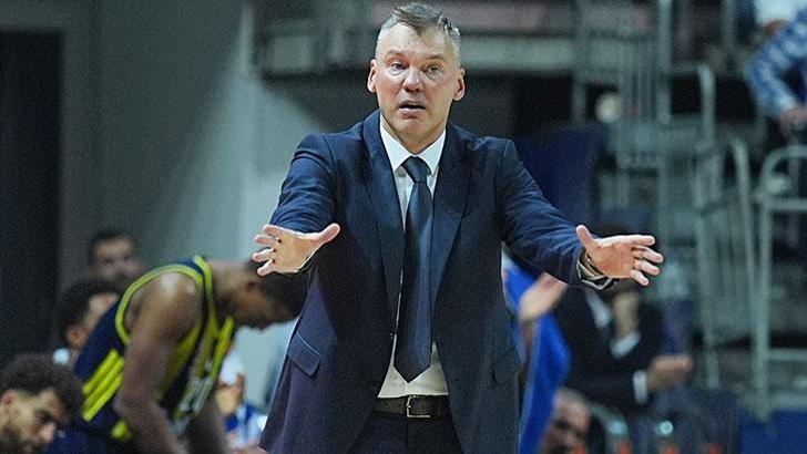 Sarunas Jasikevicius: Sorunu bir türlü çözemedik, taraftardan özür diliyorum