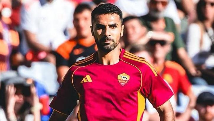 Roma'dan Zeki Çelik kararı! 'Takımın sessiz kahramanı'