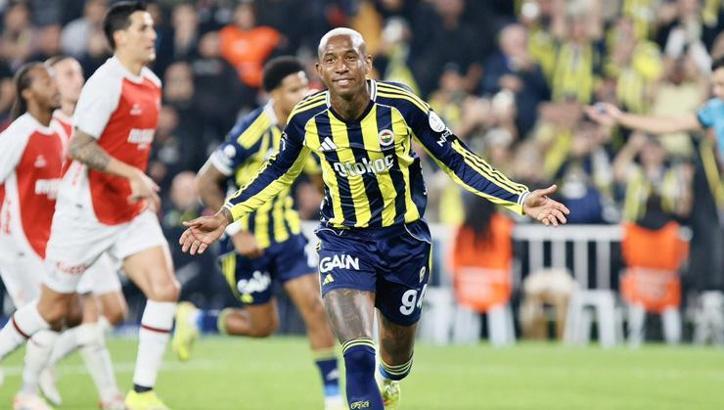 Fenerbahçe'nin yıldızı Anderson Talisca'dan ayrılık iddialarına cevap