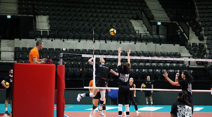 Eczacıbaşı Dynavit'in derbide rakibi VakıfBank