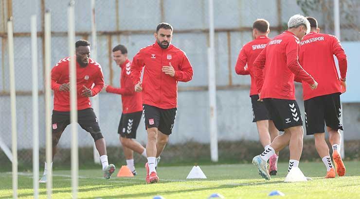 Sivasspor’da Hatayspor mesaisi sürüyor