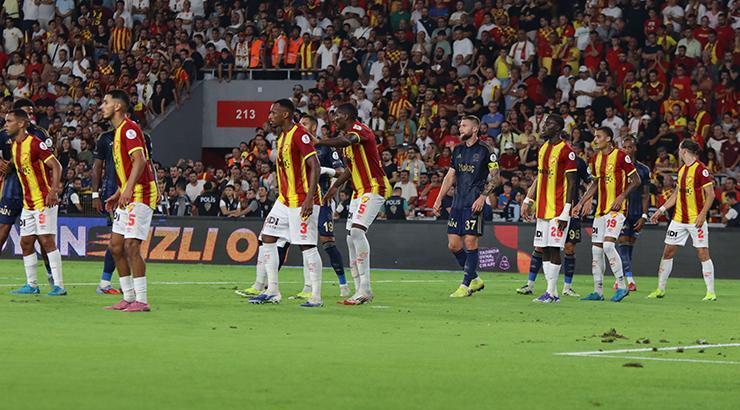 Göztepe'nin deplasmanda sadece 2 gol yedi