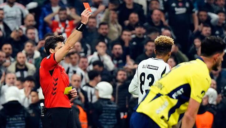 Beşiktaş-Fenerbahçe derbilerinde 34 kırmızı kart çıktı