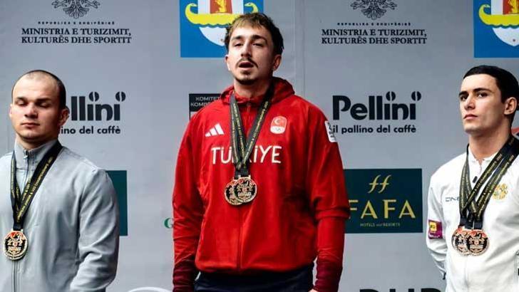 Yusuf Fehmi Genç Avrupa şampiyonu! Milli halterciden silkmede ve toplamda iki altın madalya