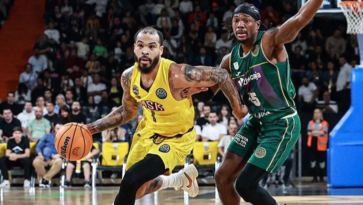 Mersin Spor evinde Malaga'ya mağlup oldu