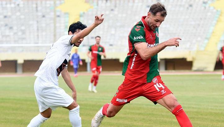 Karşıyaka'nın emektar yıldızı Tolga