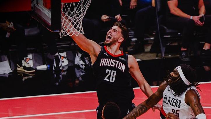 Alperen Şengün'den bir double-double daha