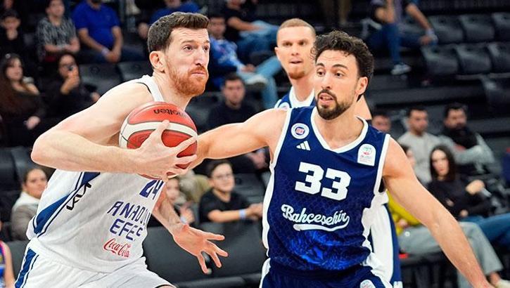 Bahçeşehir Koleji, Anadolu Efes'i devirdi