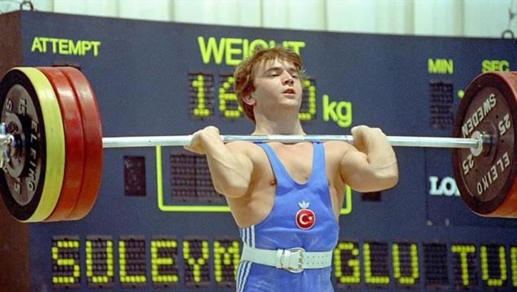 Bulgaristan'da Naim Süleymanoğlu'nu anma töreni düzenlendi