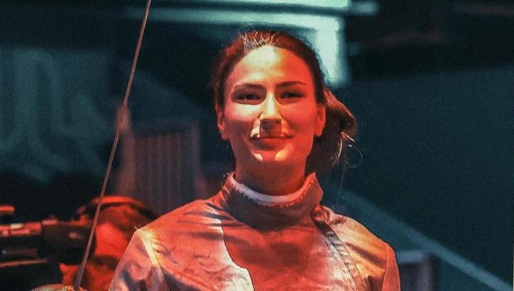 Eskrimde Nisanur'dan altın madalya