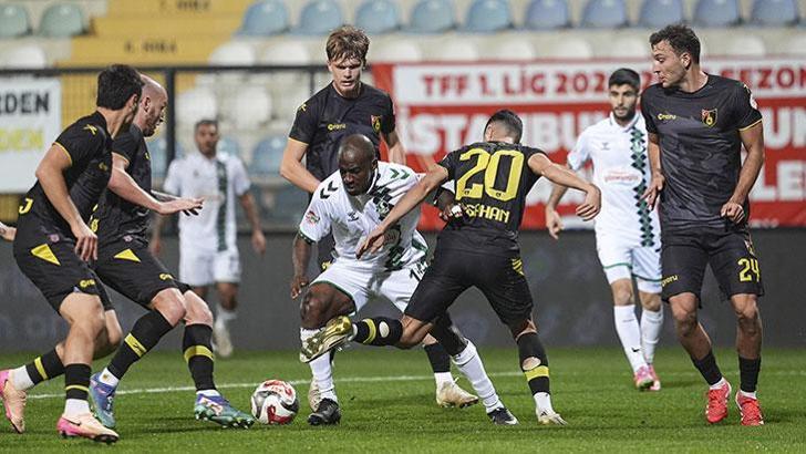 Trendyol 1. Lig'de çılgın kapışma, gol düellosu! İstanbulspor - Sakaryaspor maç sonucu 3-3