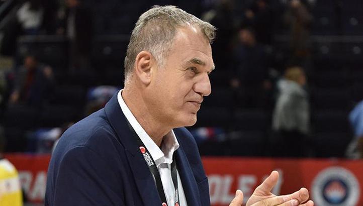 Karşıyaka Basketbol Nihat Mala'yı döndürmeye çalışıyor