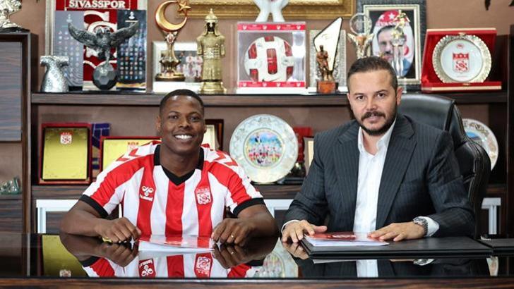 Brezilyalı forvet Luan Campos tası tarağı topladı, Sivasspor'u terk etti!