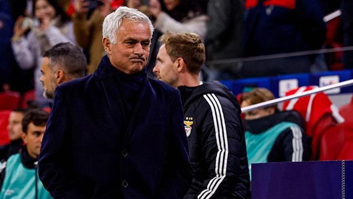 Jose Mourinho's Benfica won for the first time in the Champions League | Result Ajax vs Benfica: 0-2