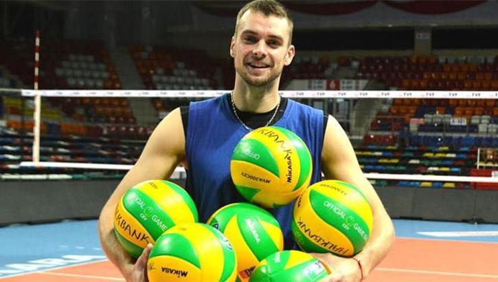 Ziraat Bankkart'a Hollandalı smaçör! Dick Kooy'u renklerine bağladı