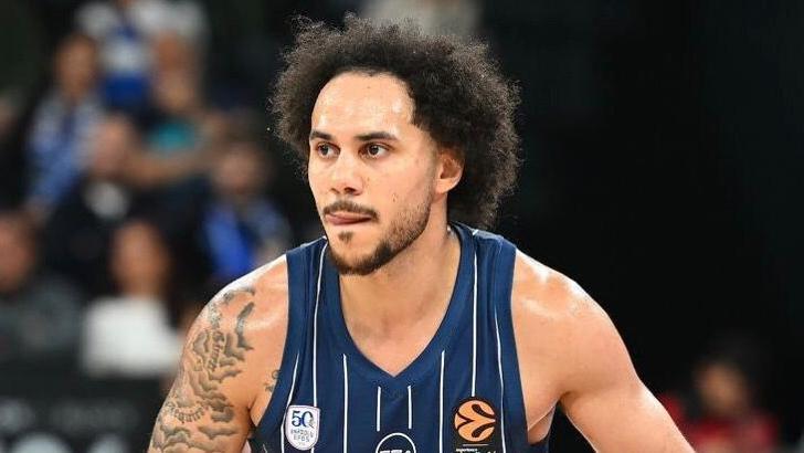 Anadolu Efes'ten Shane Larkin açıklaması! 2 ay sahalardan uzak kalacak
