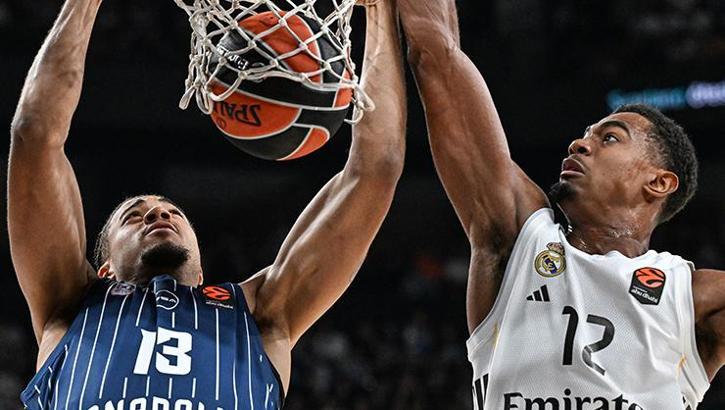 Anadolu Efes evinde Real Madrid'e mağlup oldu! Anadolu Efes - Real Madrid maçı sonucu: 75-81