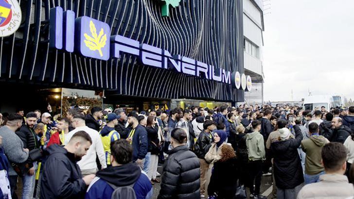 Fenerbahçe rekor kırdı: Resmi siteden açıklandı