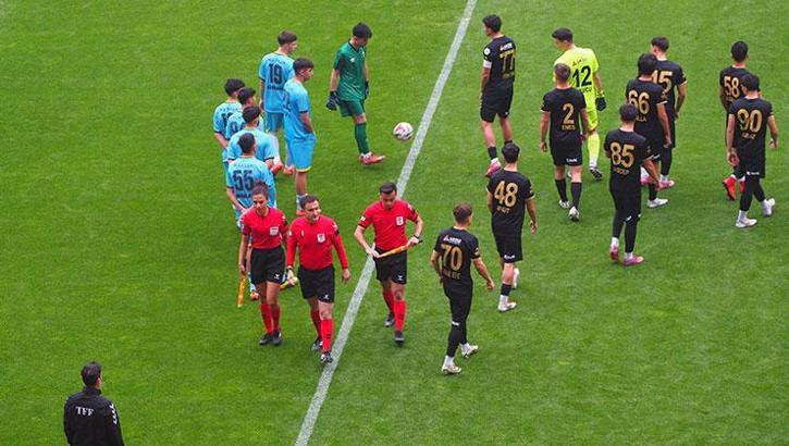 Yeni Malatyaspor sahaya 7 oyuncu ile çıktı, maç oynanmadı