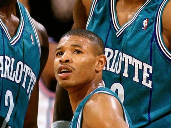 Who Is the Shortest NBA Player Ever? A Look at the Smallest Legends