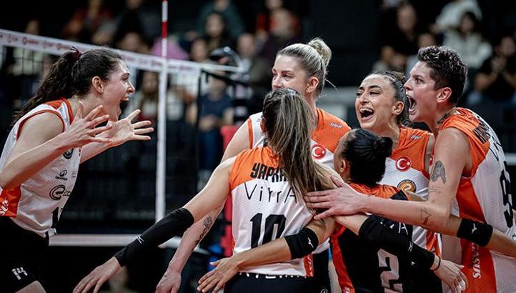 Eczacıbaşı Dynavit: 3 - Zeren Spor: 0